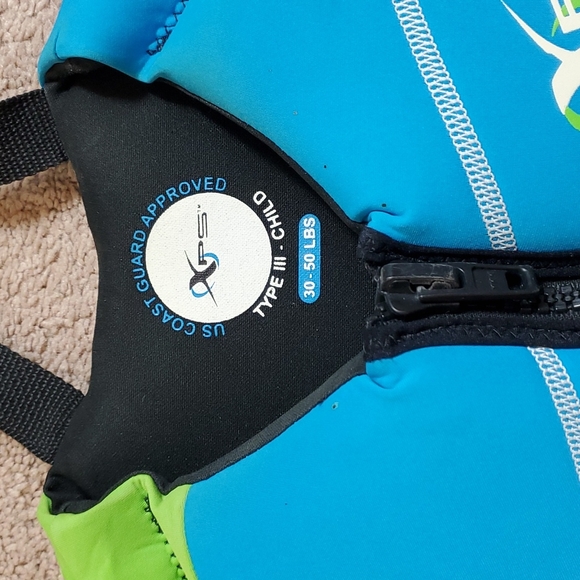 XPS  Blue and green type 3 child type 3 child safety swim vest - Picture 4 of 10